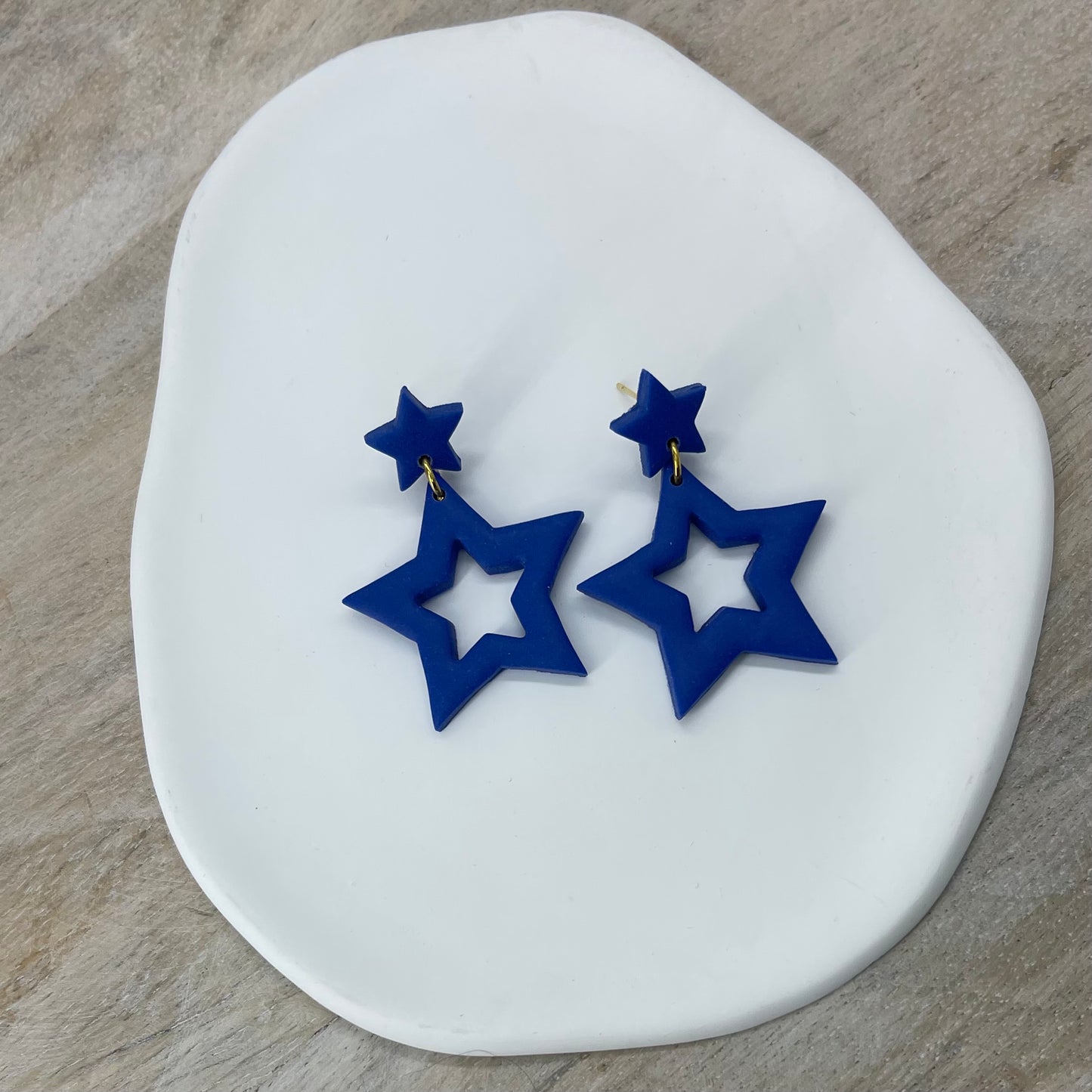 Star Cutout earrings